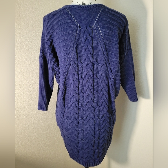 Express V-Neck,3/4 Sleeve,Pullover Chunky Cable Knit, Women's Sweater•Blue•Small - Picture 4 of 5